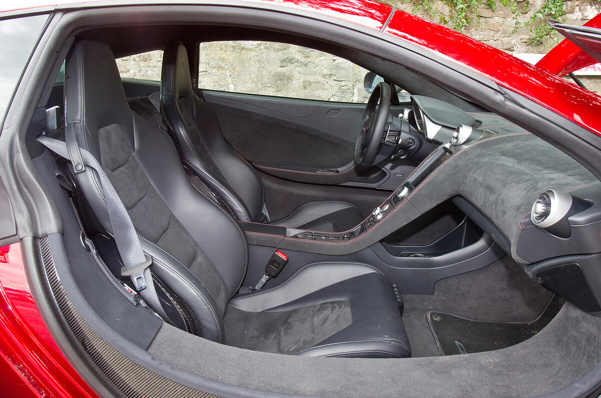 McLaren 12C front sport seats