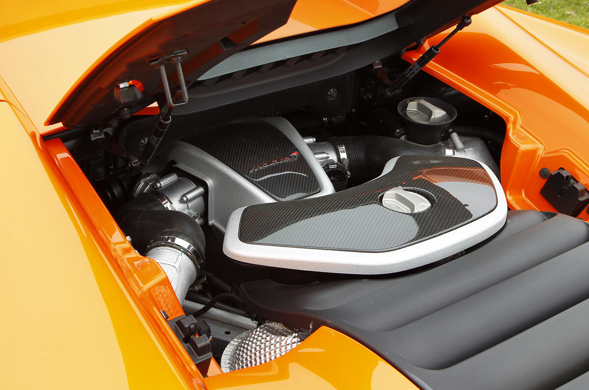 Supercar shootout - Ferrari 458 Speciale versus McLaren 650S