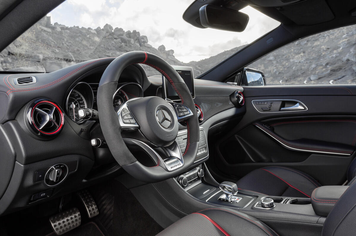 Mercedes-Benz CLA Shooting Brake revealed