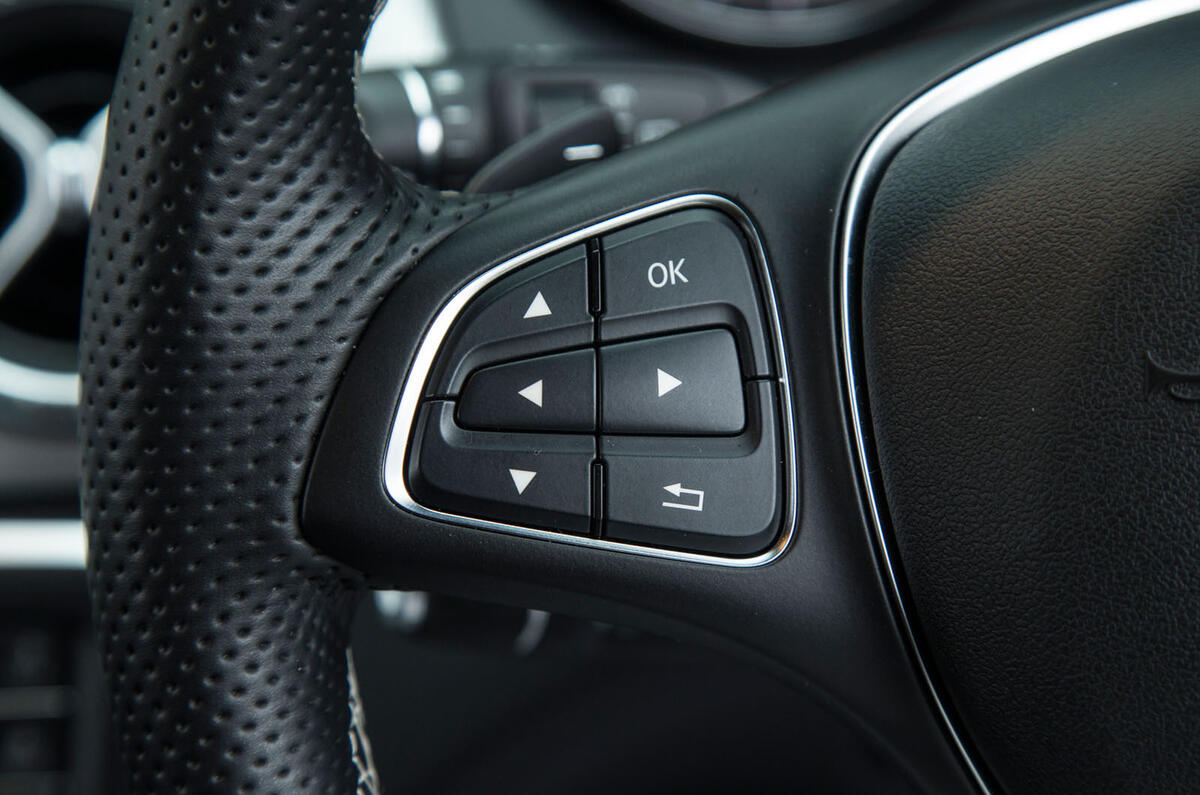 Some of the controls available on the CLA's steering wheel