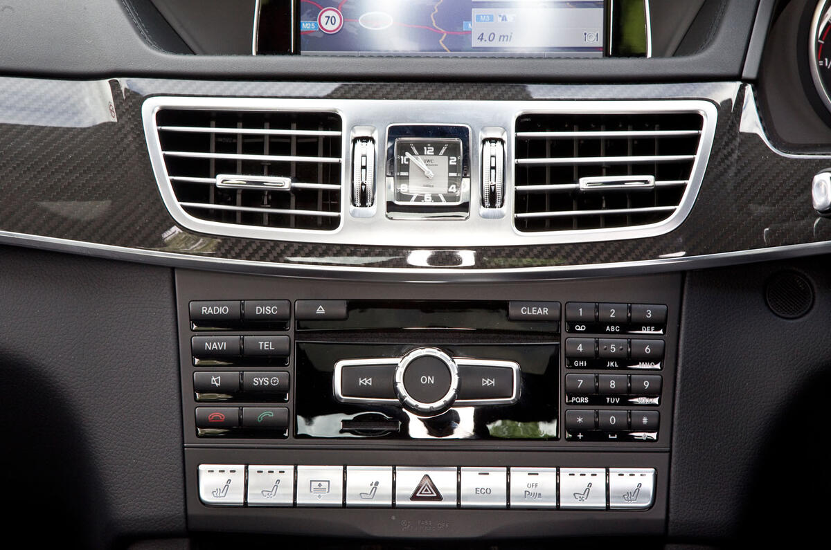Mercedes-AMG E 63 centre console