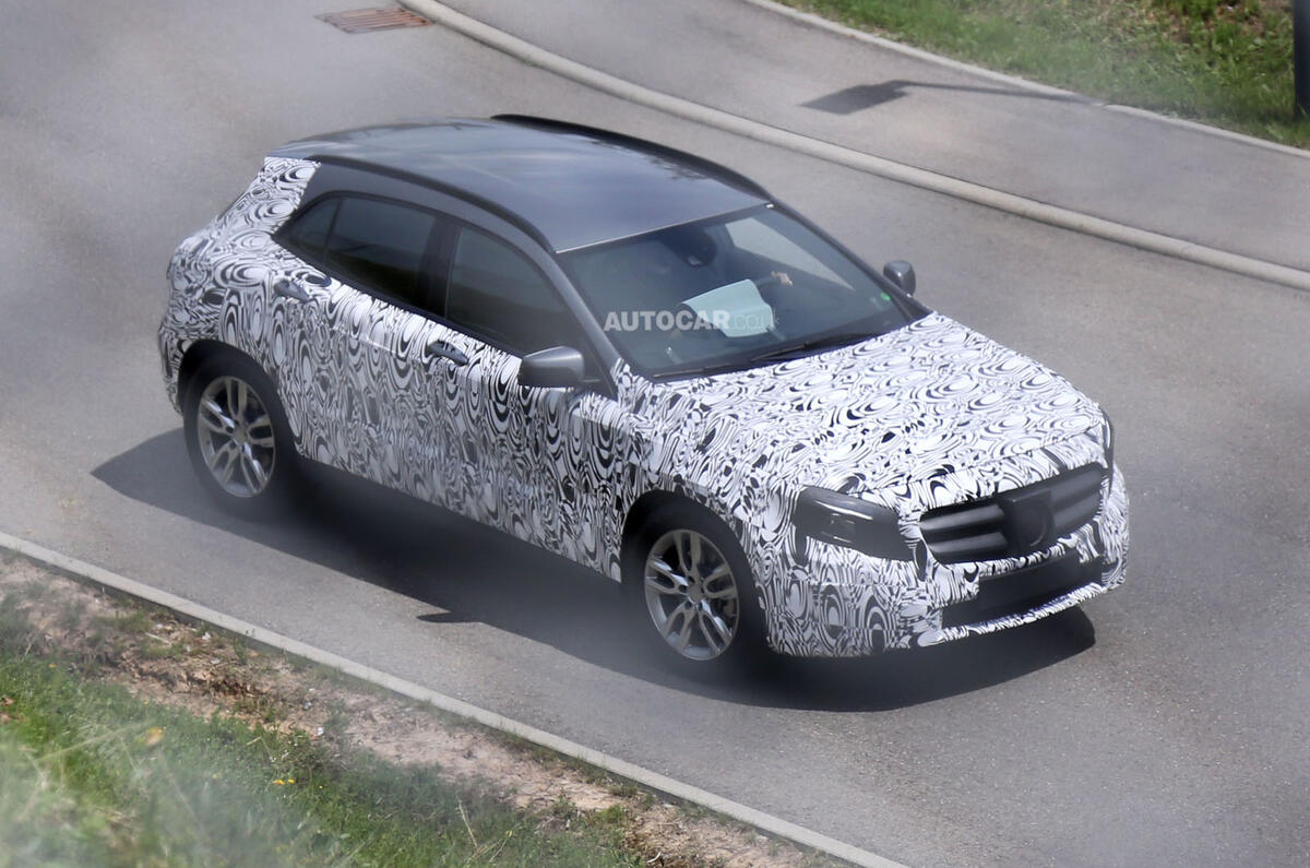 no title 2014 Mercedes-Benz GLA - latest spy shots