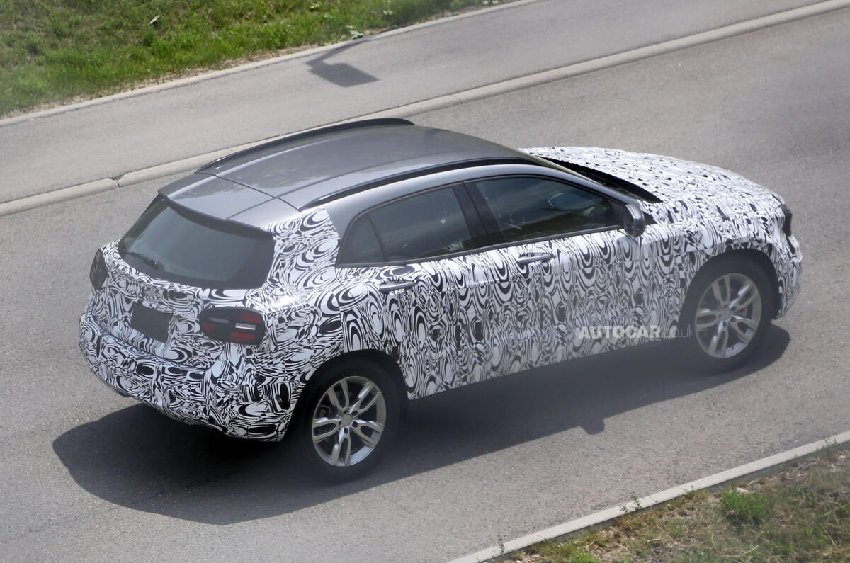 no title 2014 Mercedes-Benz GLA - latest spy shots