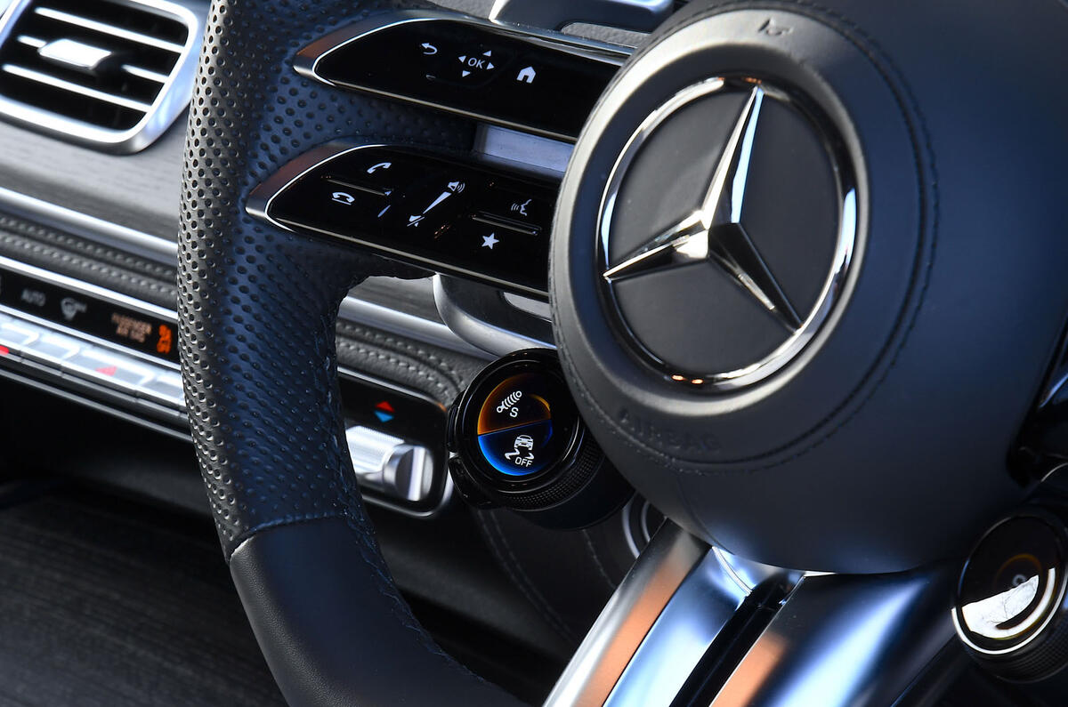 Merc GLE 53 AMG Turbo Hybrid 2025 Review wheel detail 8189