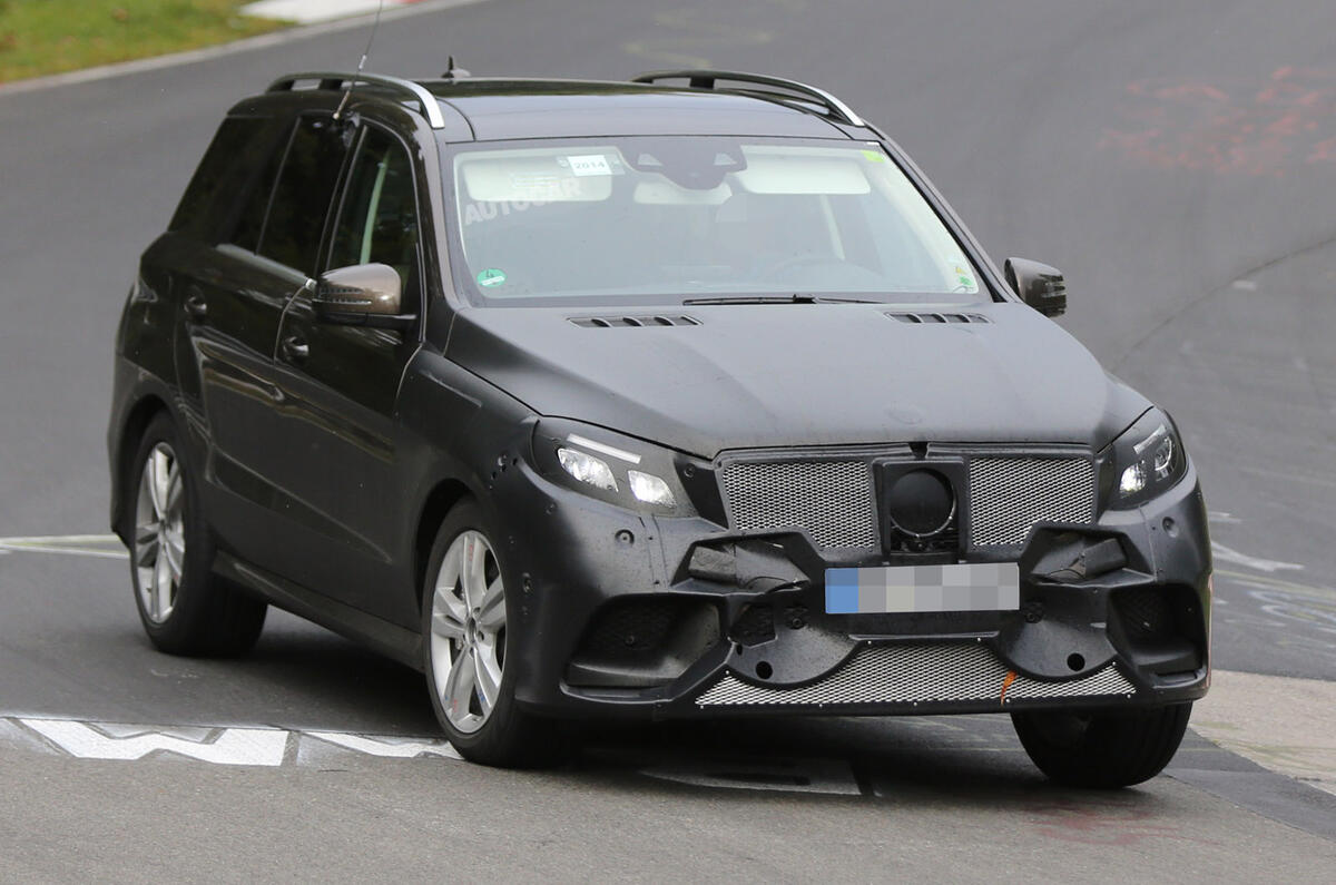 Facelifted Mercedes M-class spotted at the Nürburgring