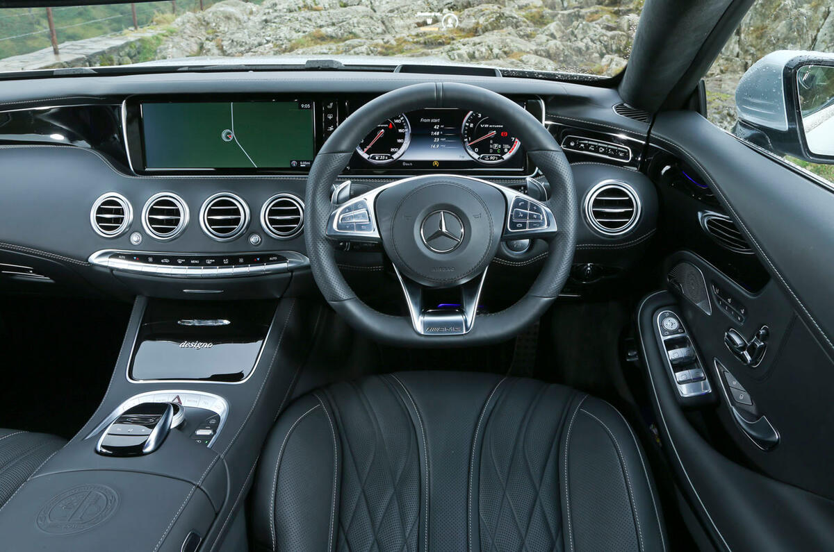 Comparison - Bentley Continental GT Speed vs. Mercedes S63 AMG coupé Comparison - Bentley Continental GT Speed vs. Mercedes S63 AMG coupé