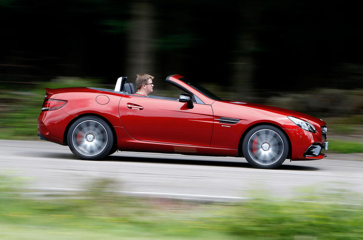 Mercedes-AMG SLC 43 side profile