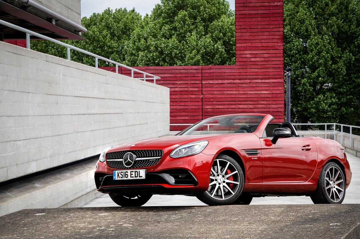 3.5 star Mercedes-AMG SLC 43