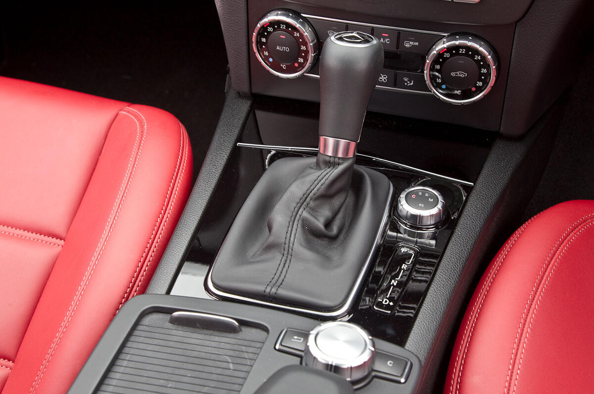 merc c63 estate 2012 572 merc c63 estate 2012 572