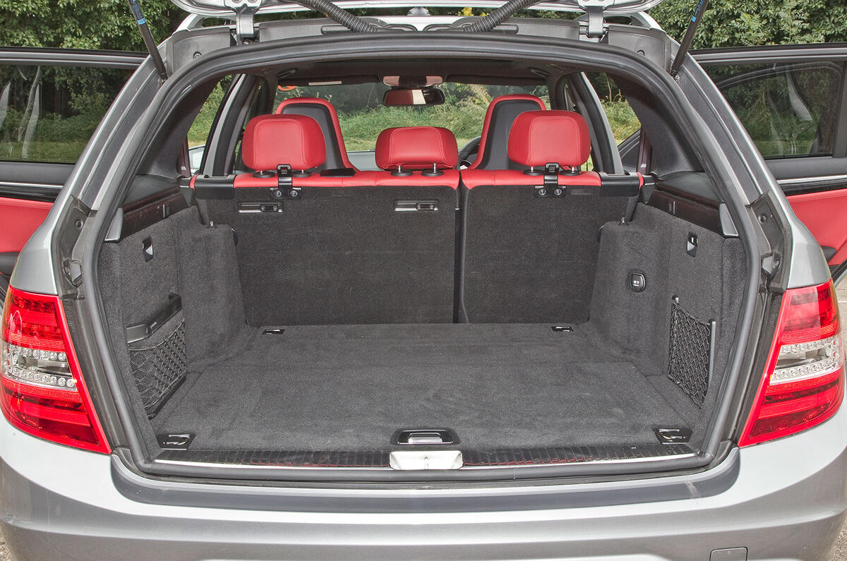 merc c63 estate 2012 574 merc c63 estate 2012 574