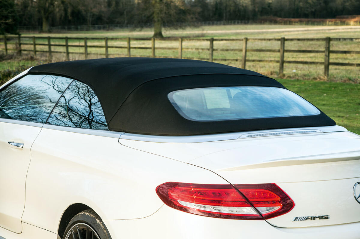 Mercedes-AMG C 63 Cabriolet soft-top roof