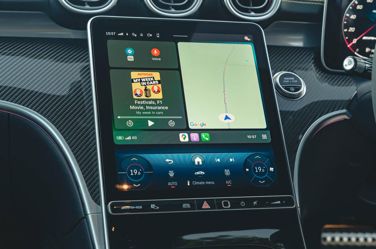 Mercedes AMG CLE 53 review 2025 011 infotainment