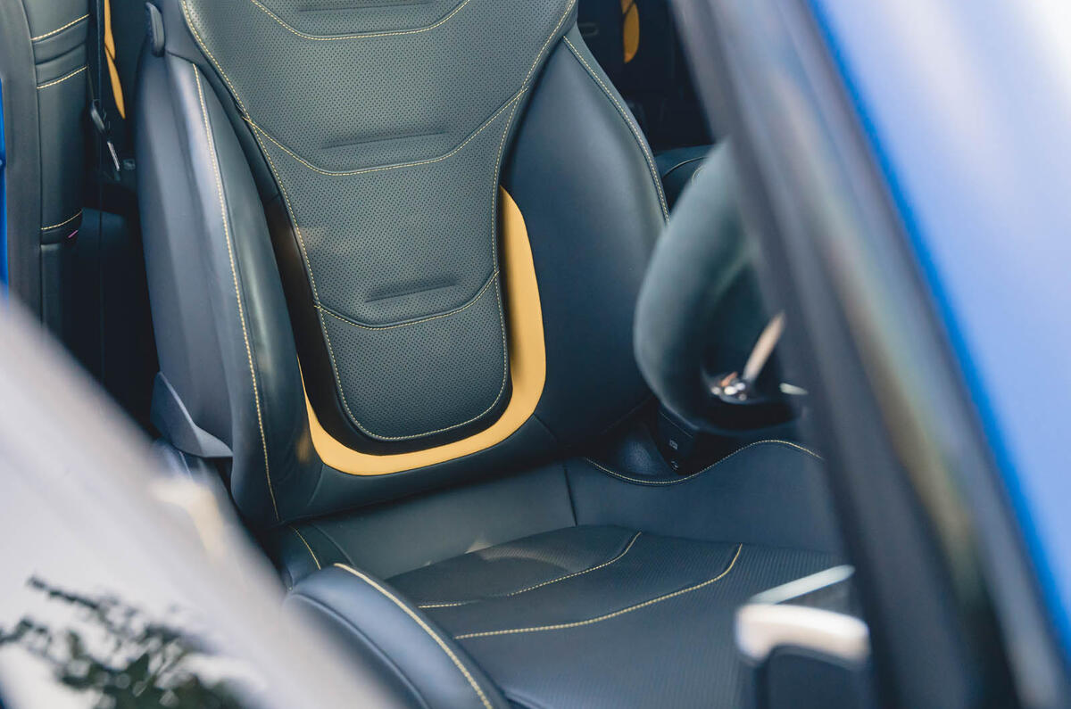 Mercedes AMG CLE 53 review 2025 013 front seats