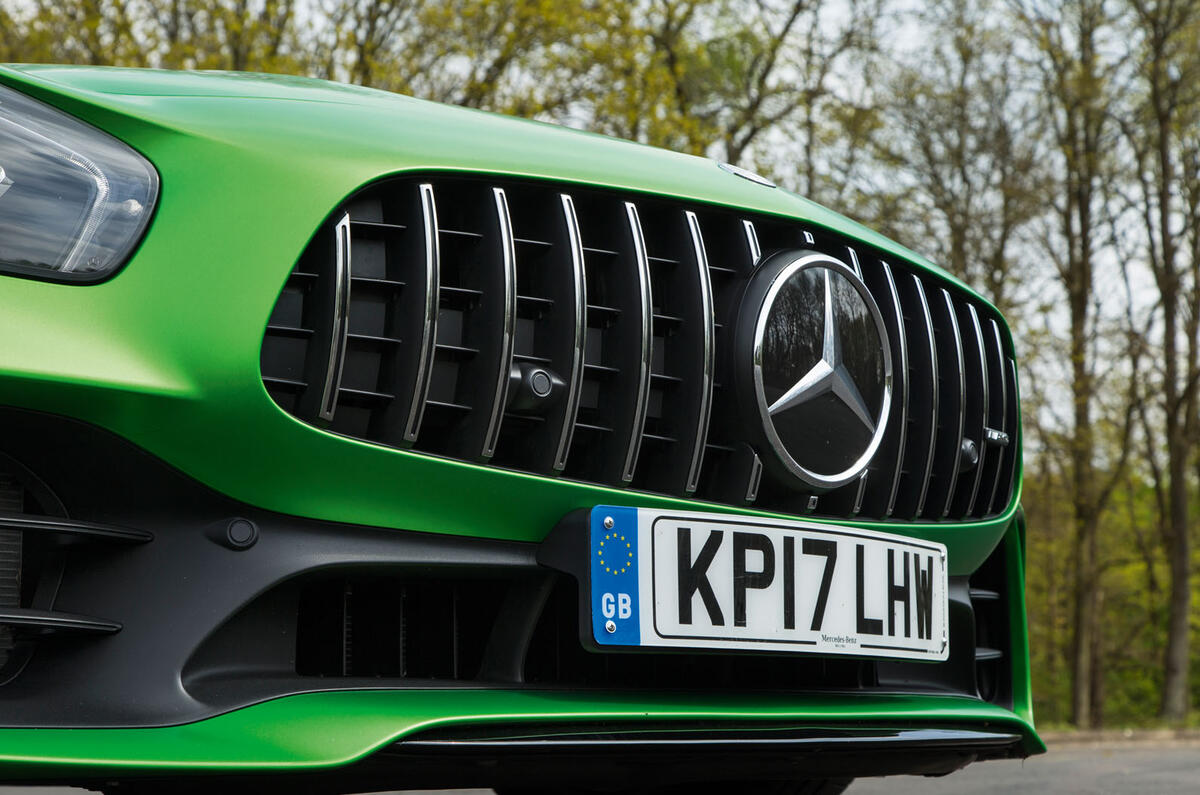Mercedes-AMG GT R front grille