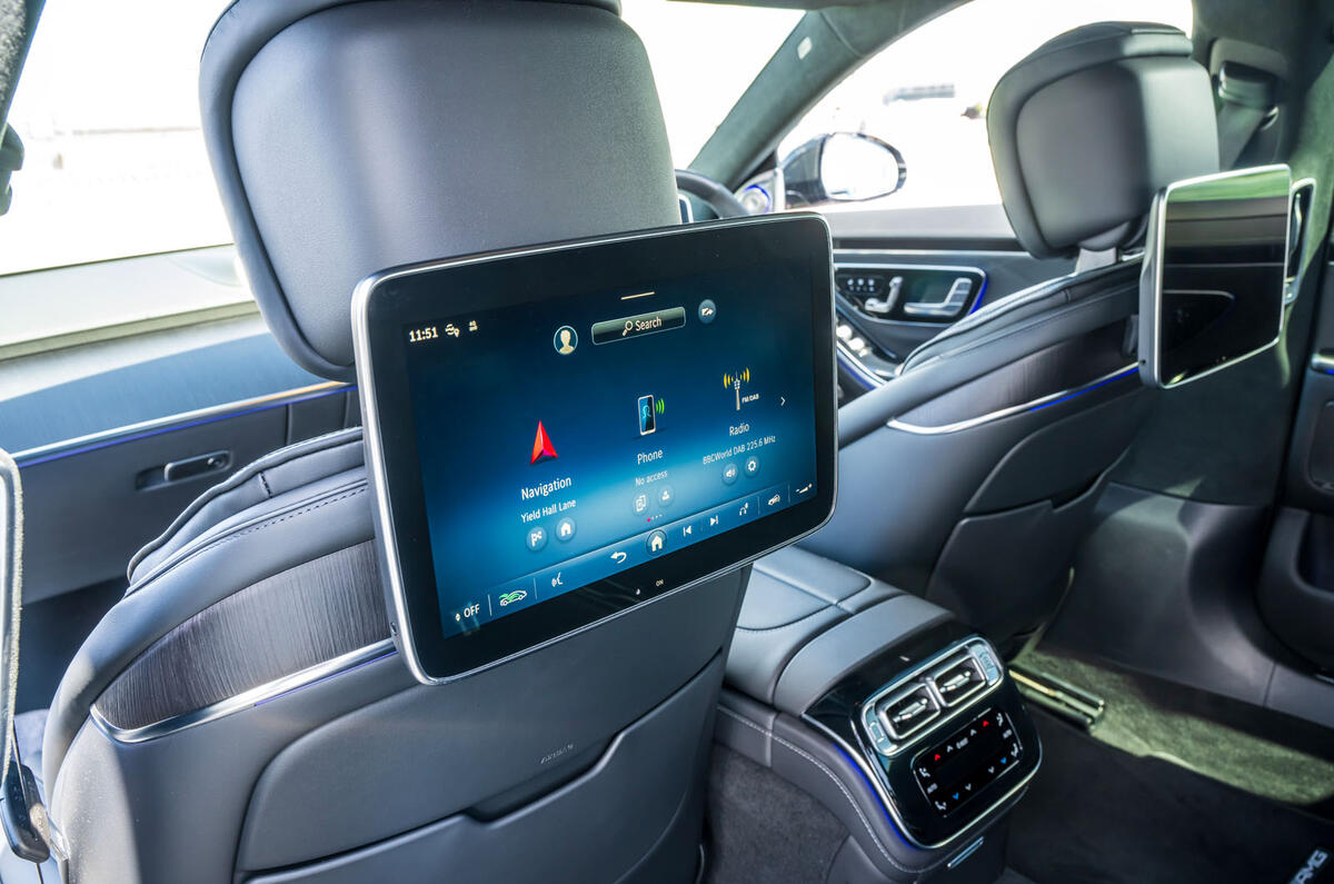 Mercedes AMG S63 e Performance review 2024 16 screens Mercedes AMG S63 e Performance review 2024 16 screens