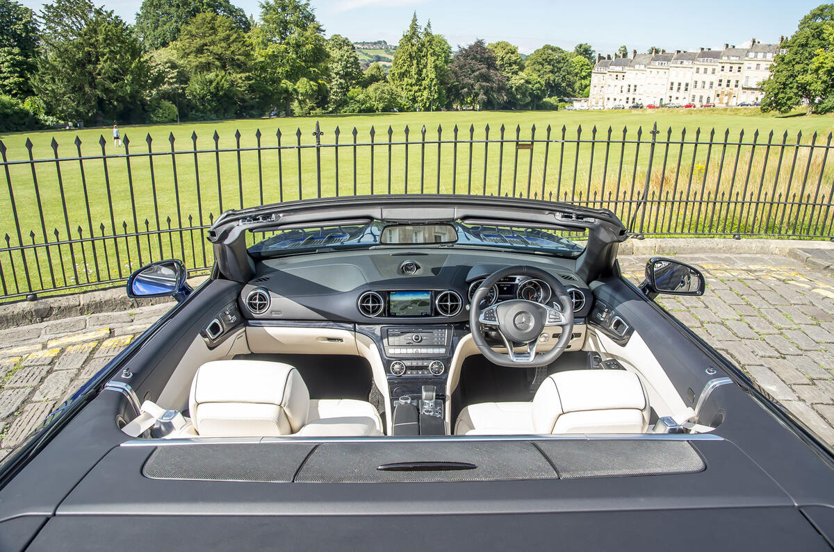 Mercedes-AMG SL 63 roof down