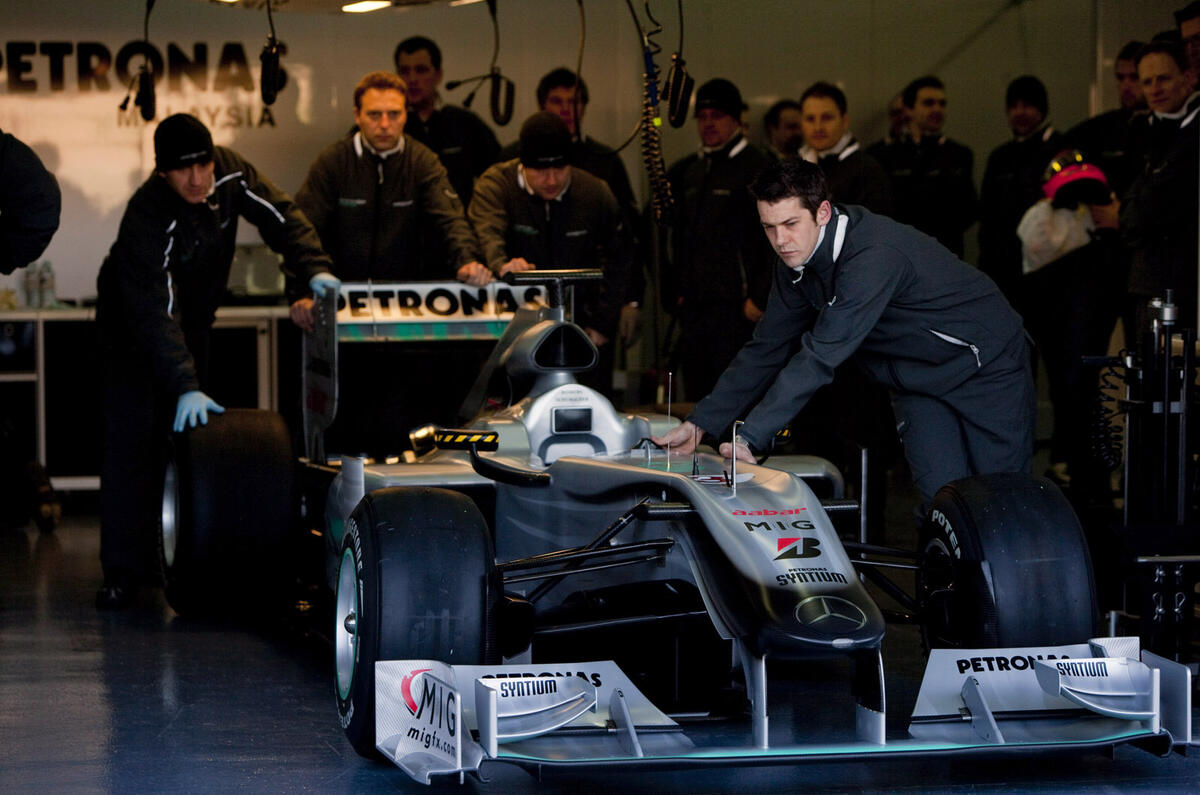 F1 testing in Valencia: pics