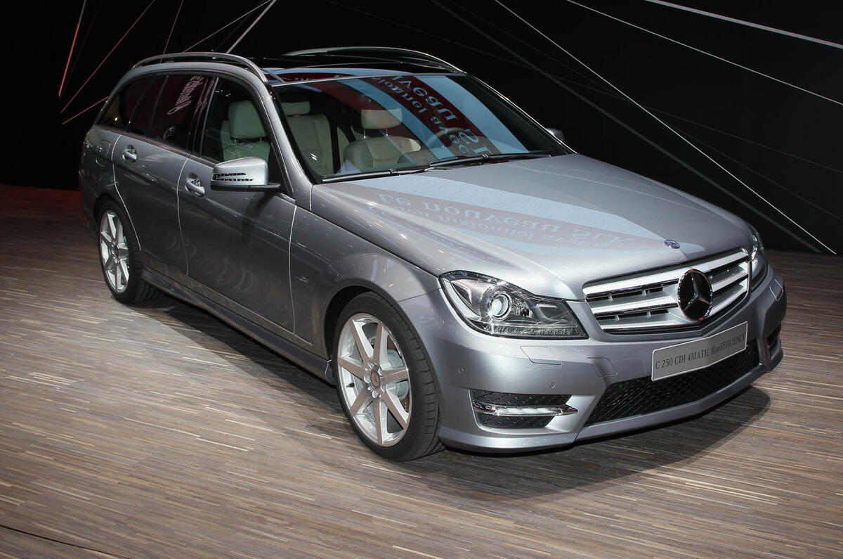 Geneva motor show: Merc C-class facelift