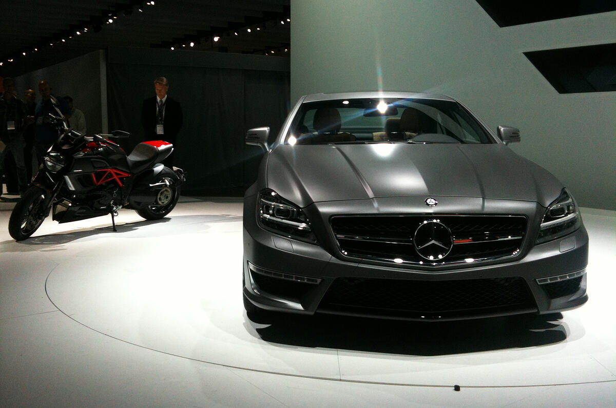 LA motor show report + pics