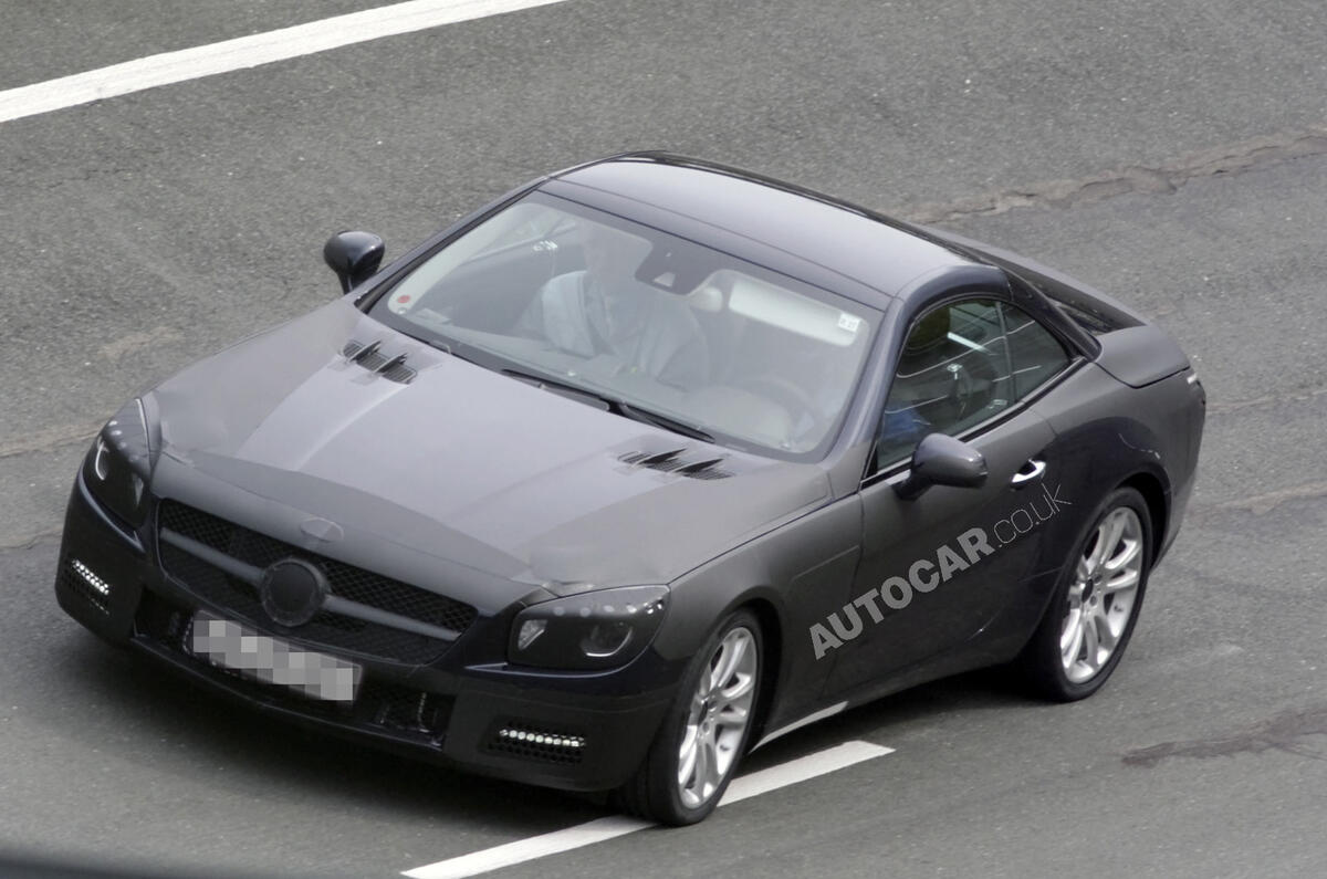 Mercedes SL - latest spy pics