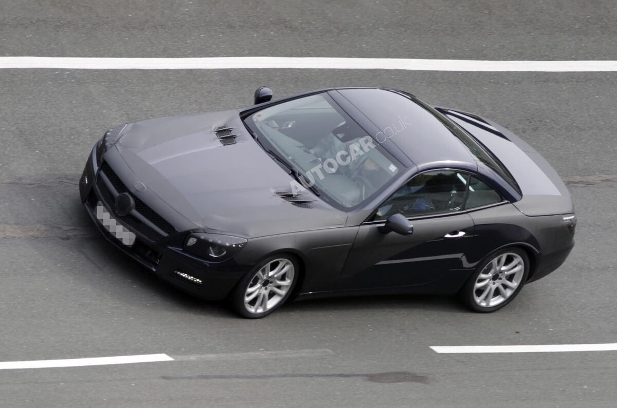 Mercedes SL - latest spy pics