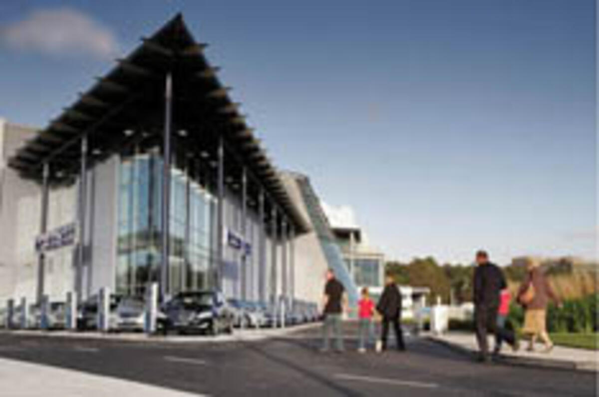 Mercedes opens Brooklands 'experience'