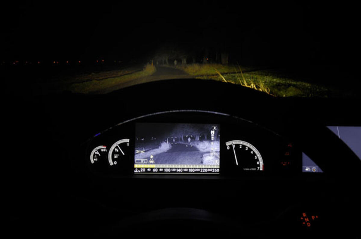 no title Merc's new night vision tech