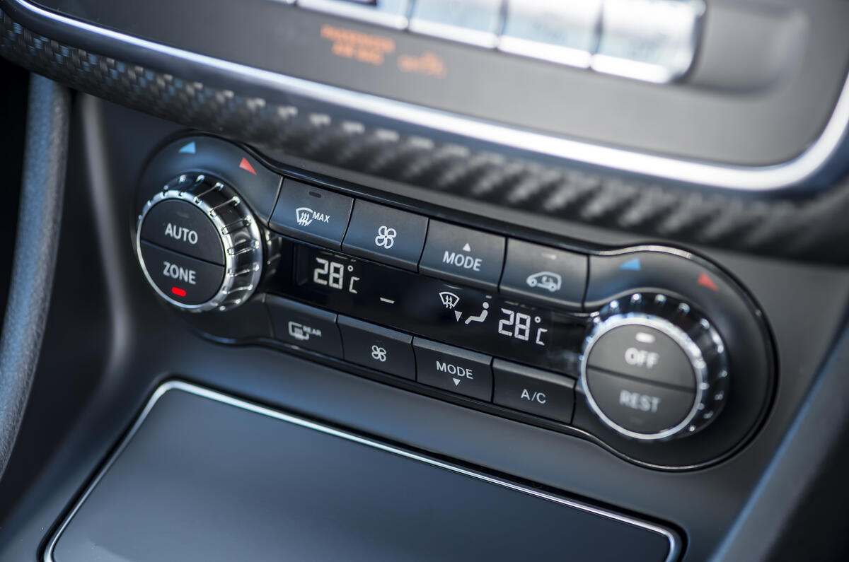 Mercedes-Benz A-Class climate controls