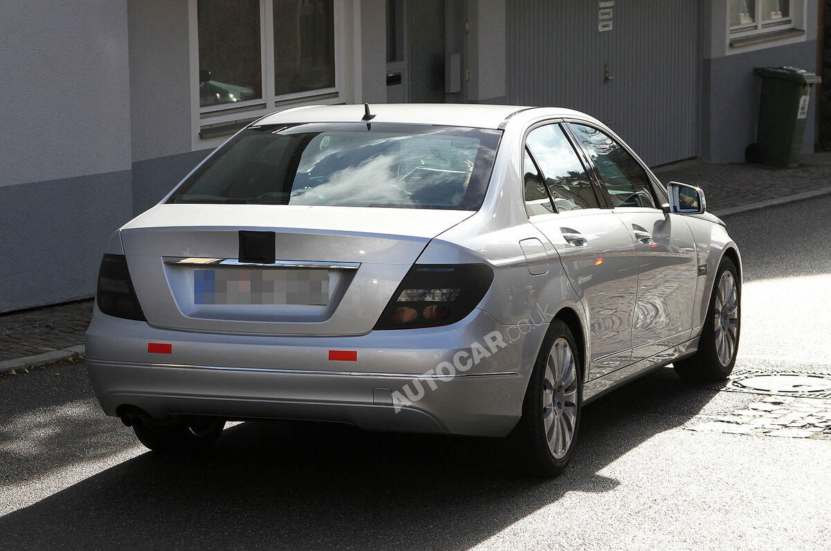 no title Merc C-class facelift - new pics