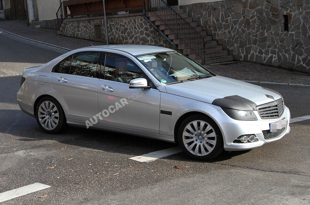 no title Merc C-class facelift - new pics