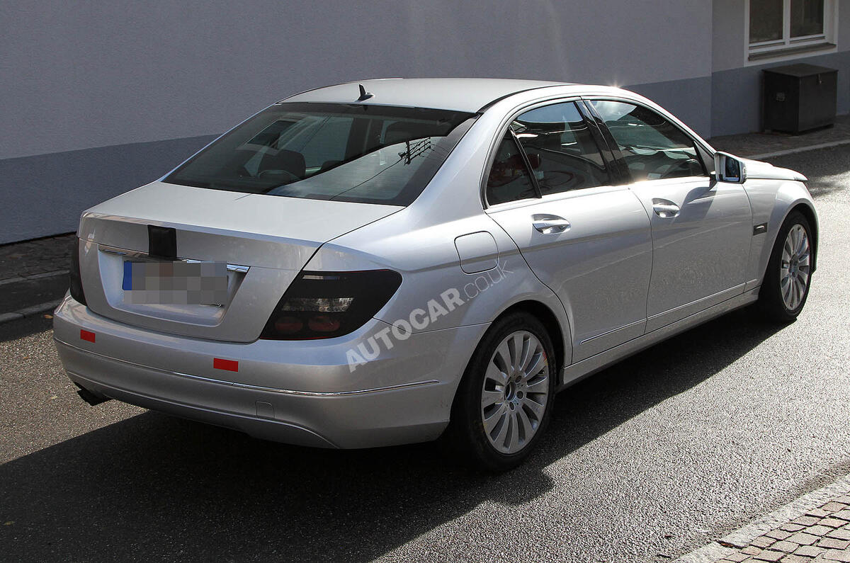 no title Merc C-class facelift - new pics