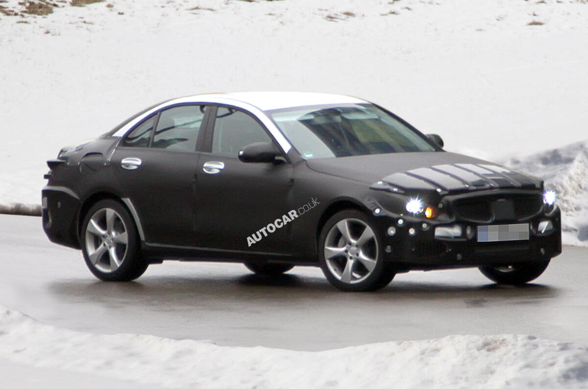 Spy pics: Mercedes C-class Spy pics: Mercedes C-class