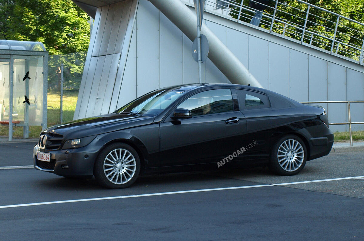 Mercedes C-class coupe: first pics