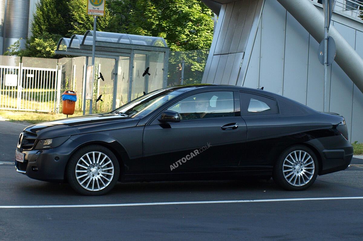 Mercedes C-class coupe: first pics