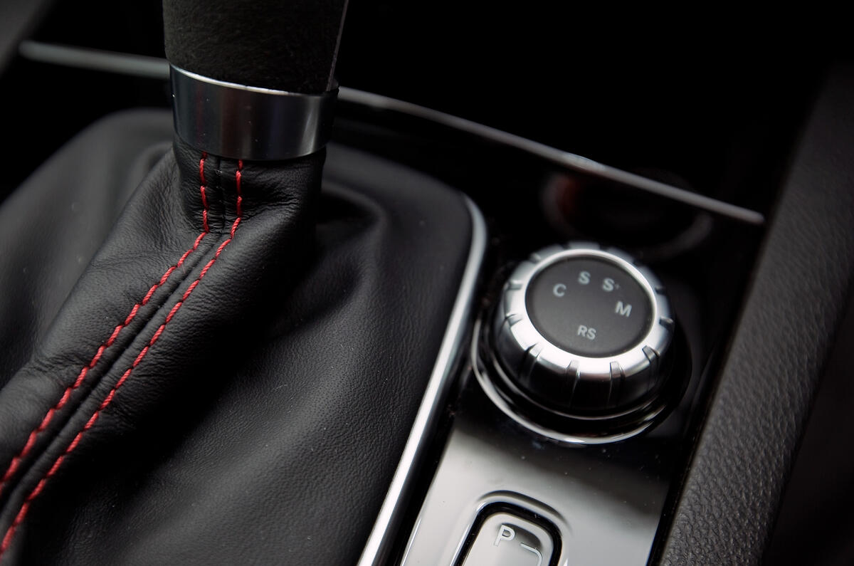 Mercedes-AMG C 63 Coupé dynamic modes
