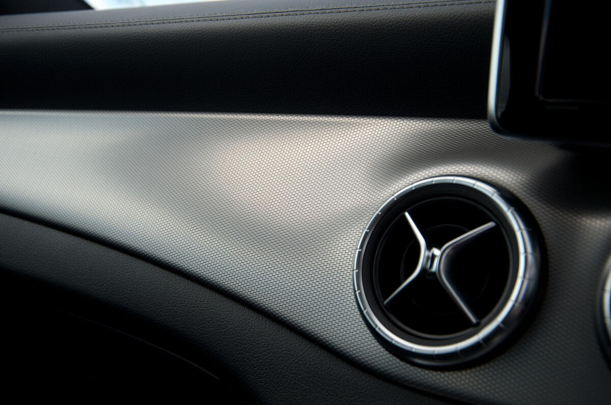Mercedes-Benz CLA air vents