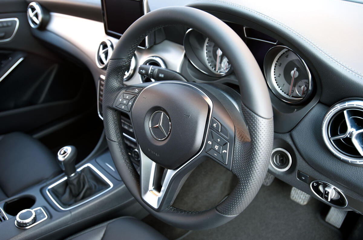 Mercedes-Benz CLA steering wheel