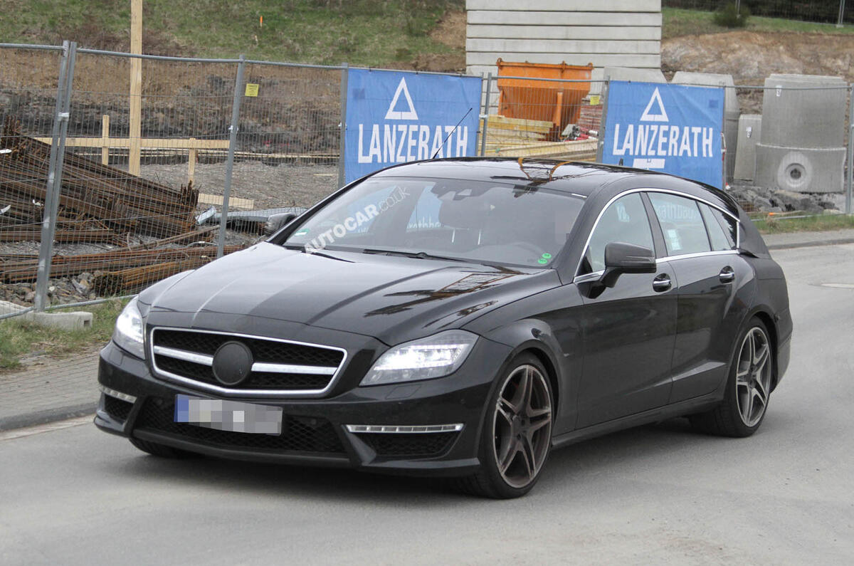 Hot Mercedes Shooting Brake spied