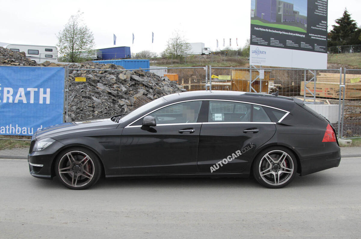 Hot Mercedes Shooting Brake spied