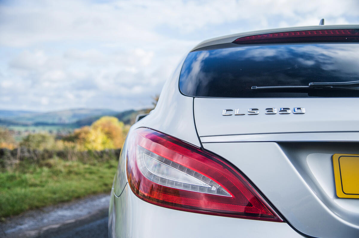 Mercedes-Benz CLS Shooting Brake rear light