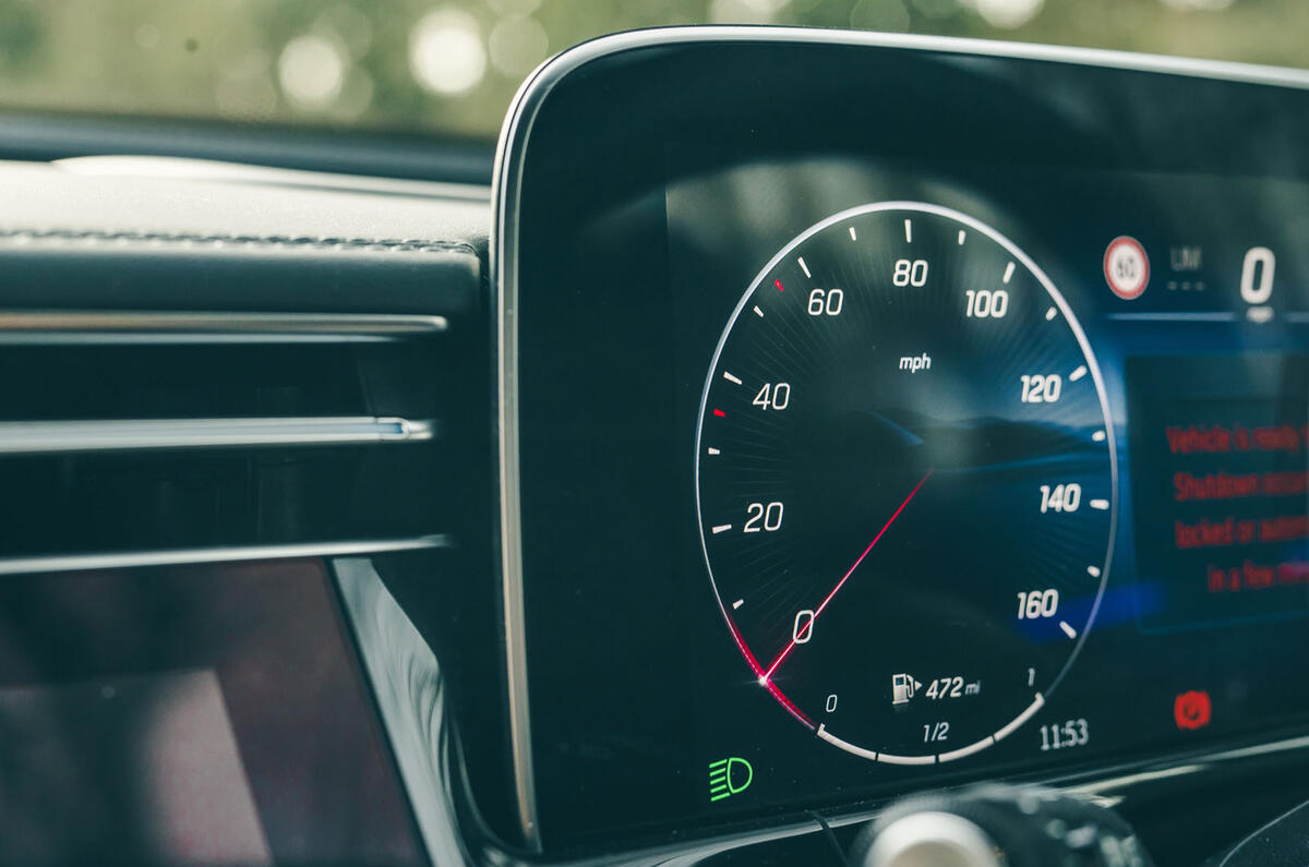 Mercedes Benz E450d Estate 2025 Review speedometer dial 22