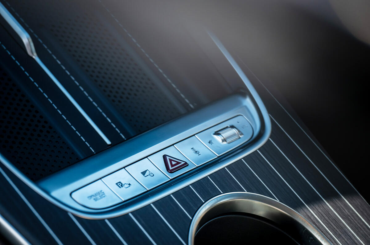 Mercedes Benz Eletric review 2026 330
