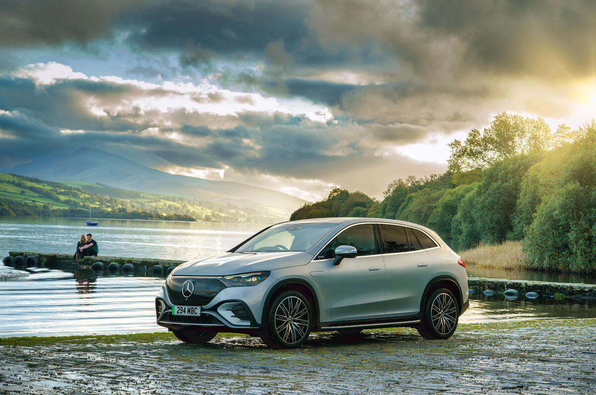 mercedes benz eqe suv review 2023 25 static front mercedes benz eqe suv review 2023 25 static front