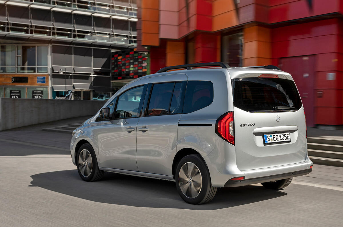 mercedes benz eqt review 2023 15 tracking rear mercedes benz eqt review 2023 15 tracking rear