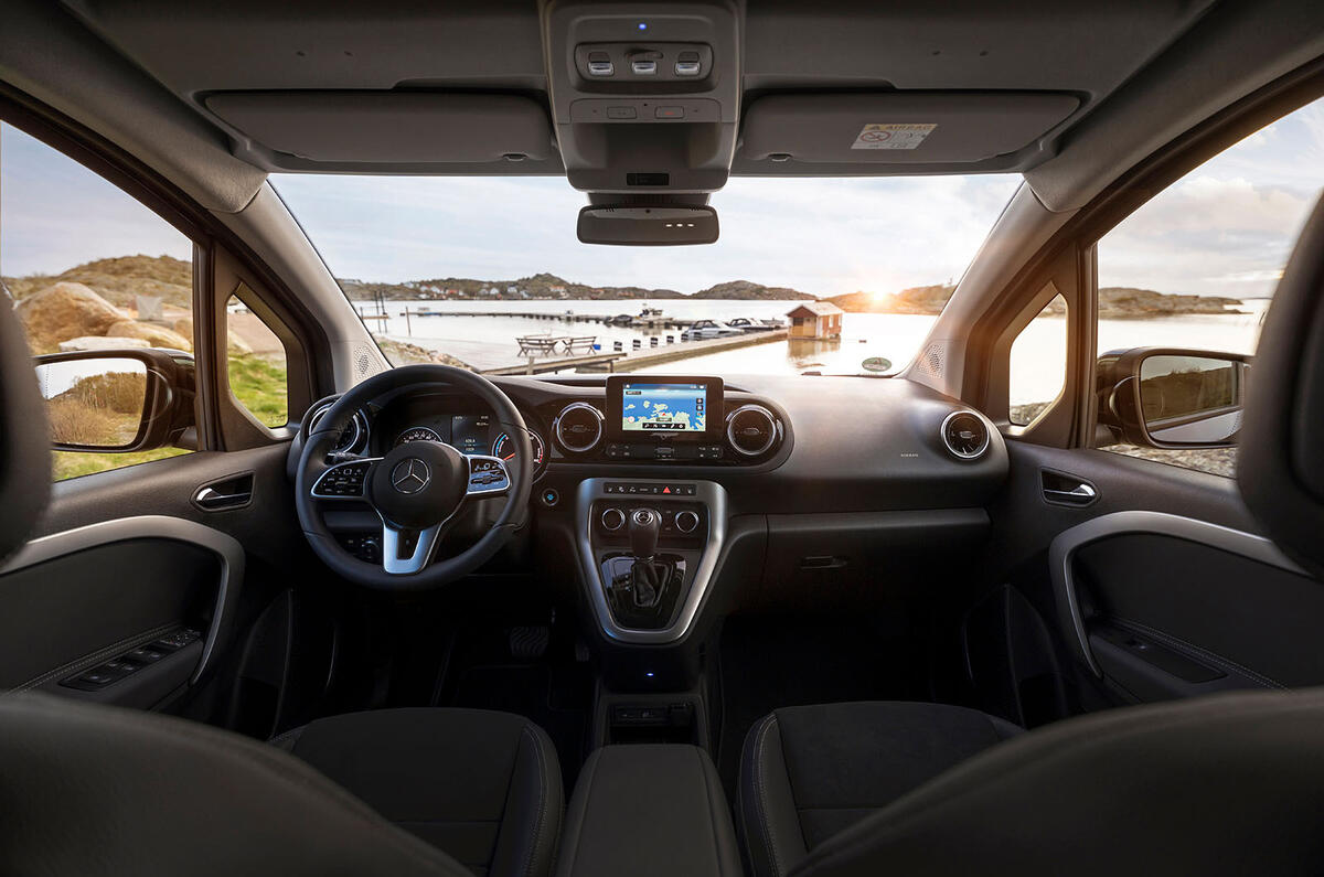 mercedes benz eqt review 2023 17 dash mercedes benz eqt review 2023 17 dash