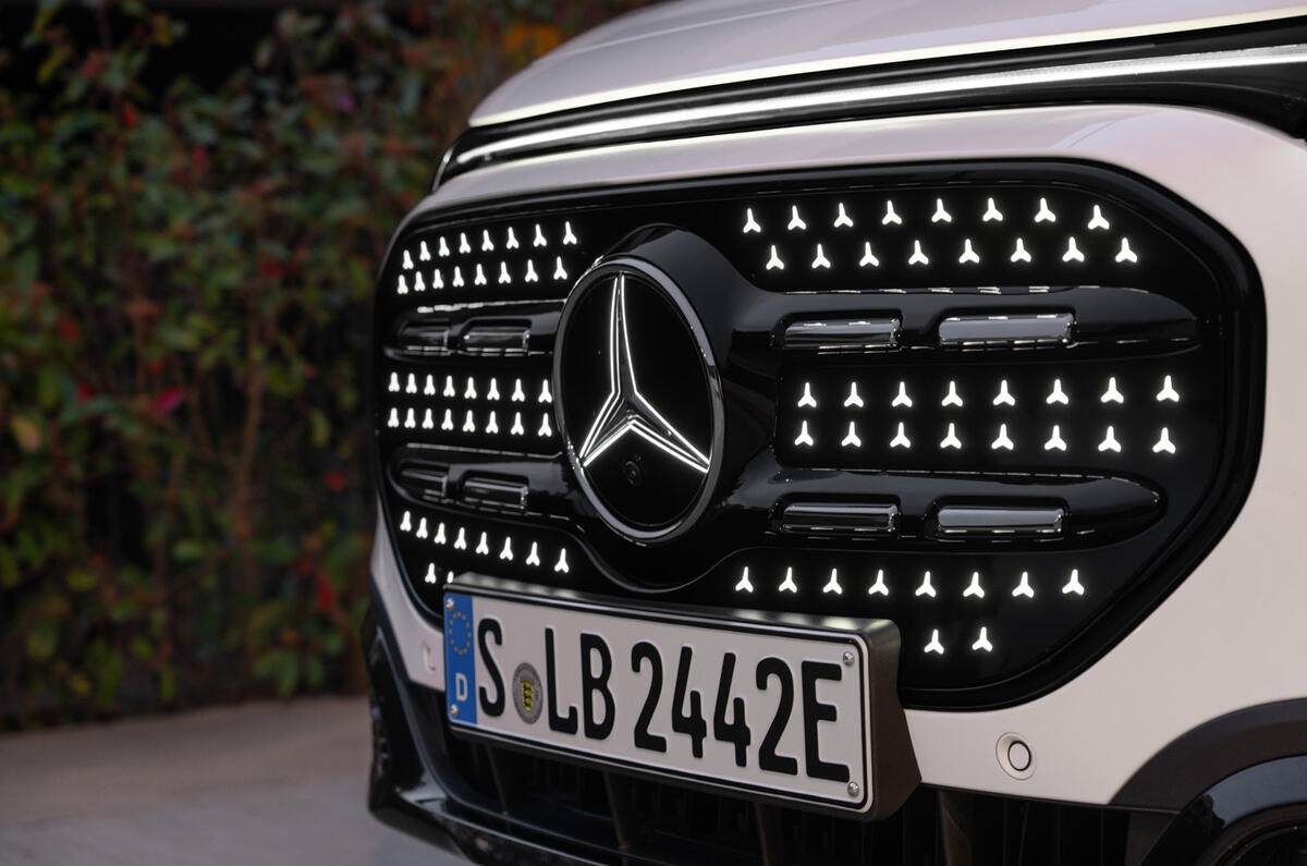 Mercedes Benz GLB review 2026 004