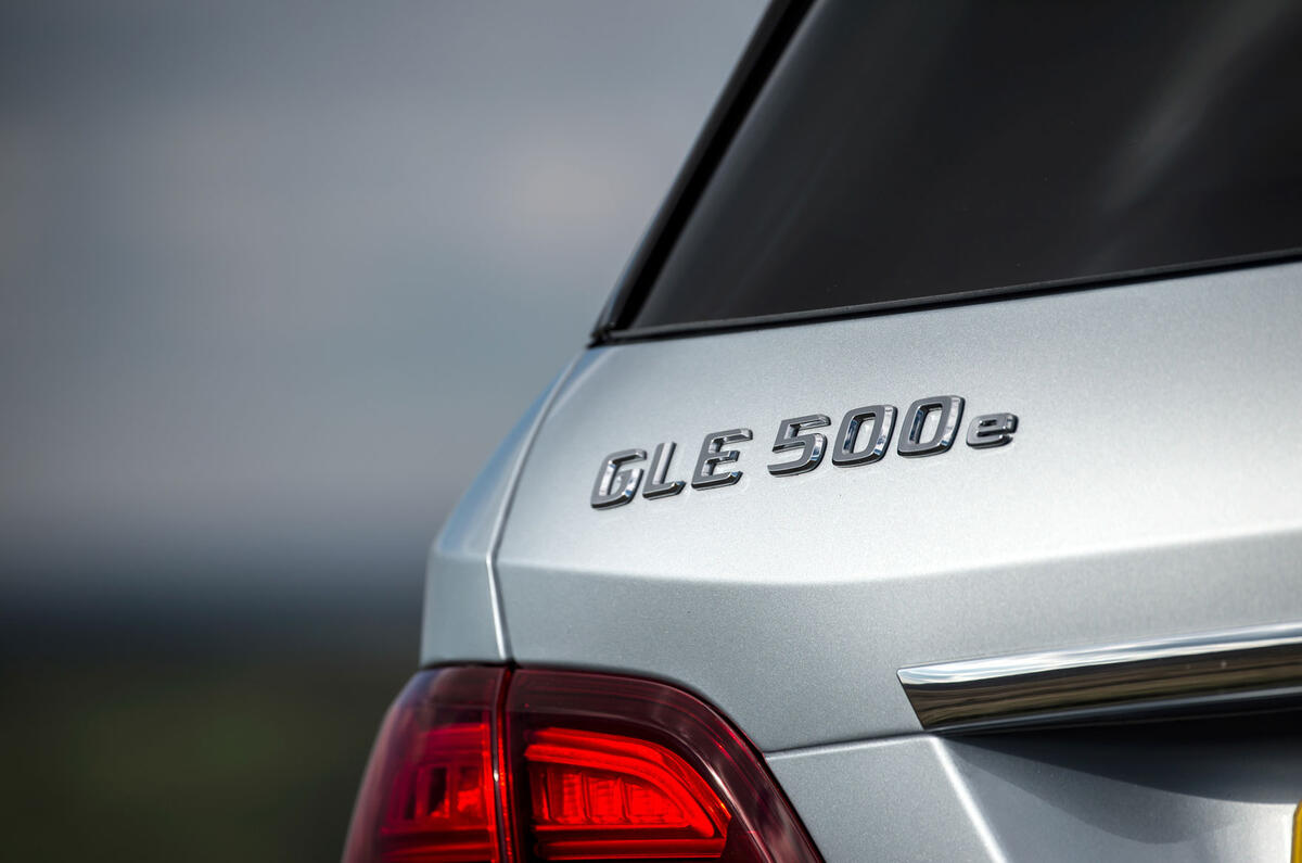 Mercedes-Benz GLE badging