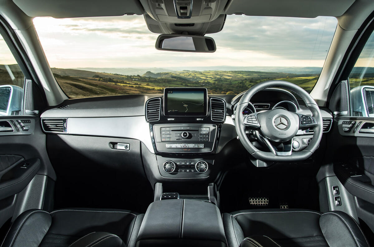 Mercedes-Benz GLE interior