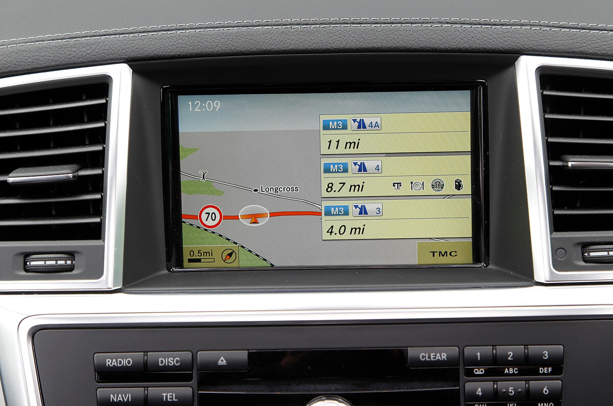 Mercedes-Benz M-Class infotainment system