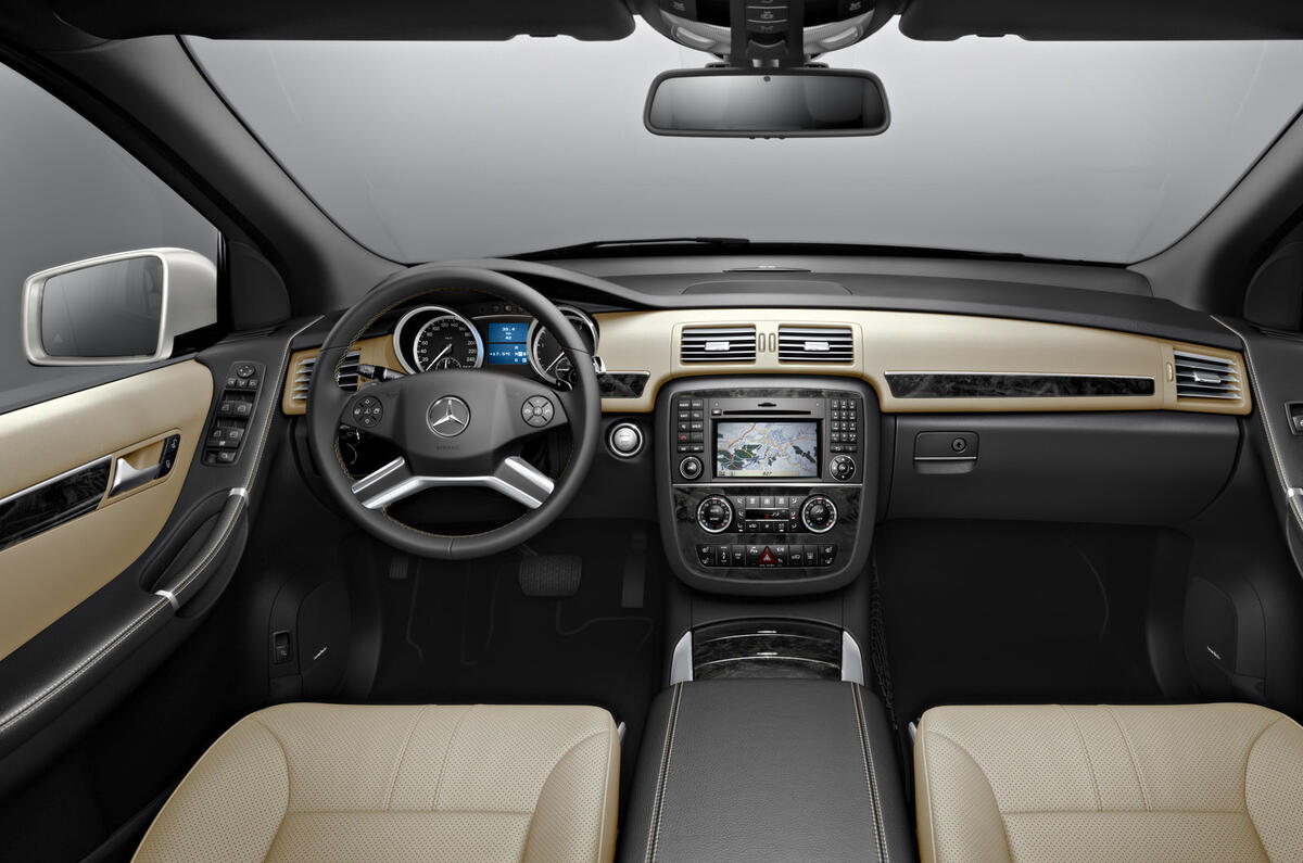 no title Official: Merc R-class revealed